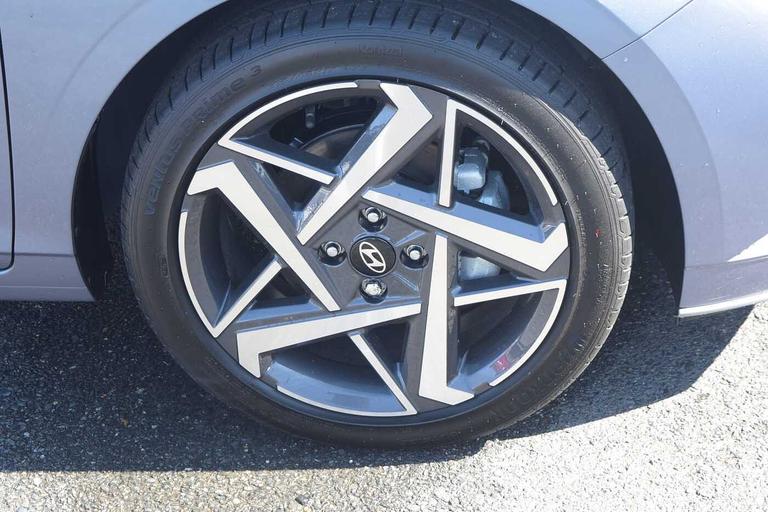 Used Hyundai i20 GV26OFX 5