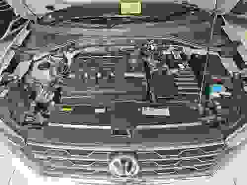 Volkswagen T-ROC Photo modix-51ef34d0eef32ac49154b5be1ee65dd6bd977c2b.jpg
