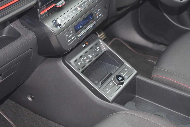 Used Hyundai KONA EN75WJZ 13