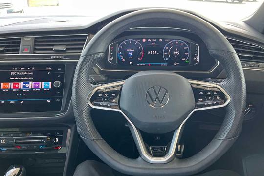 Volkswagen Tiguan Photo modix-53d68eaba22b3284d55c39b255a18cfbb763af36.jpg