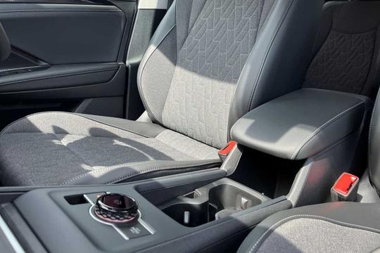 Volkswagen Tiguan Photo modix-545503dca902adc9aaad5f4a1c58cd7c4c403580.jpg