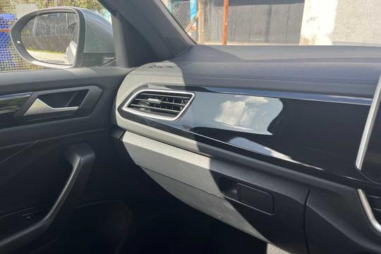 Volkswagen T-roc Photo modix-54e12900226d55f77a2afb60d1ee805a3efe9094.jpg
