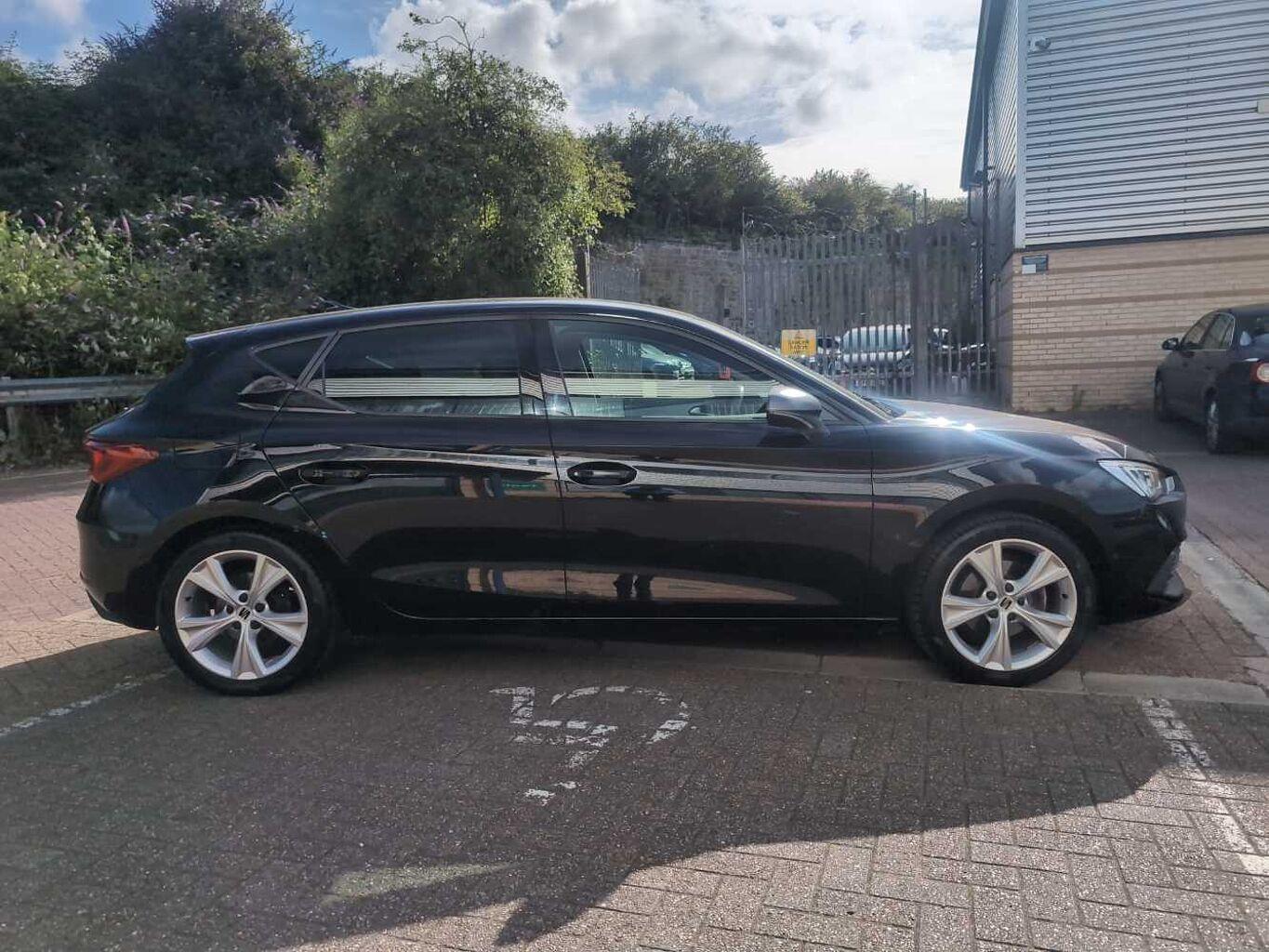 Used 2021 SEAT Leon 5dr 1.5 TSI EVO FR £15,750 37,146 miles 