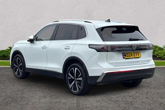 Volkswagen Tiguan Photo modix-566ad99a733b944b4f47680f92ece3b3eaf12cbf.jpg
