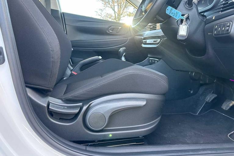 Used Hyundai i20 WO25OSU 13