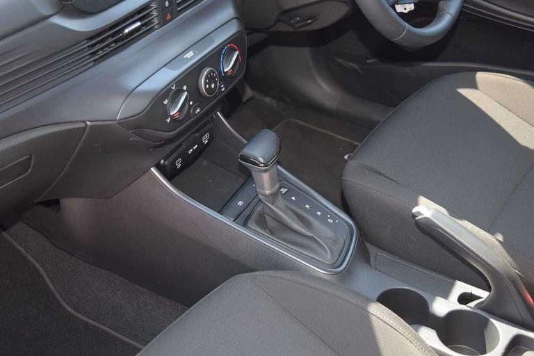 Used Hyundai i20 EY74DOA 15