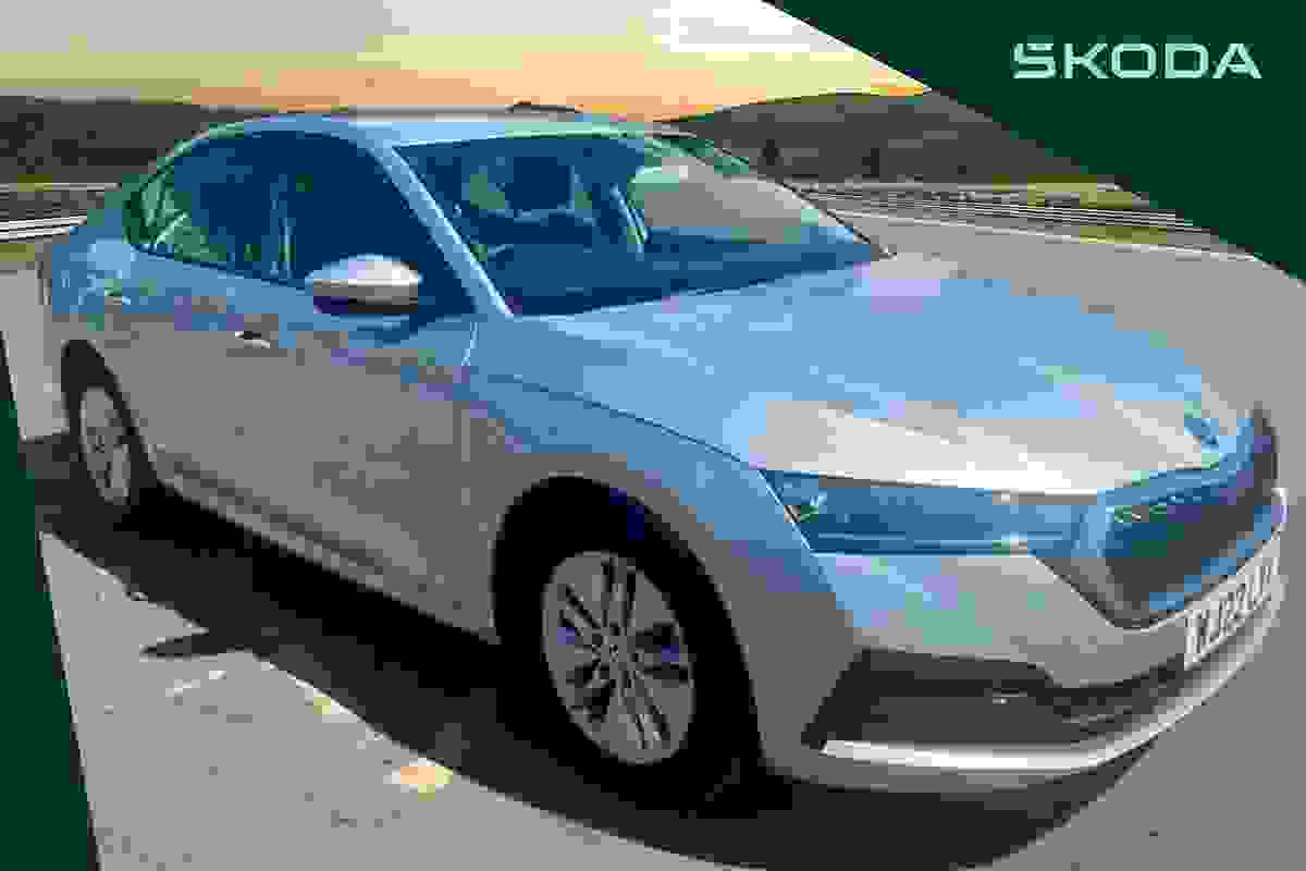 Skoda Octavia Hatchback Photo modix-595494e880475746828f8bf0f8d6757b1a2e822a.jpg