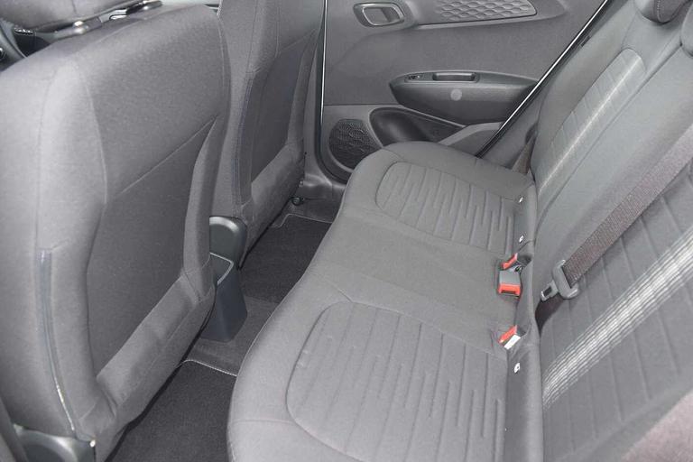 Used Hyundai i10 GY73UAF 15