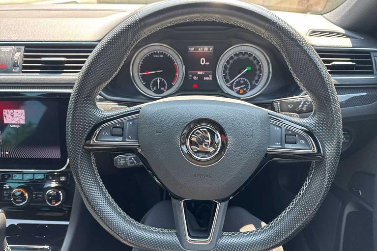 Used Skoda Superb VN68FHR 17