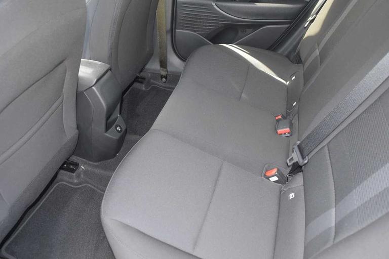 Used Hyundai i20 GV73UED 15
