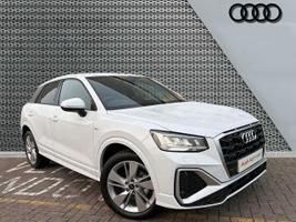 Used 2025 Audi Q2 S line 35 TFSI  150 PS 6-speed Glacier White Metallic