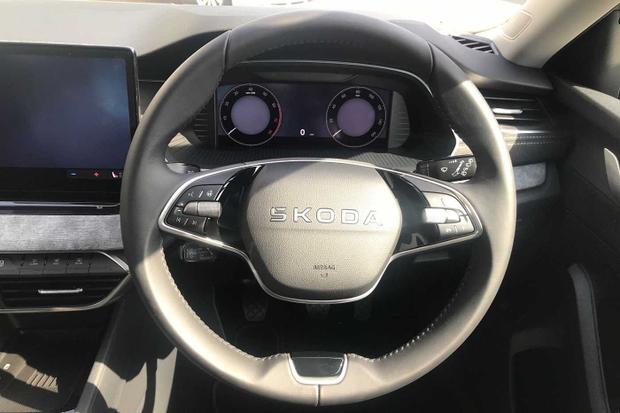 Used Skoda Octavia CV25WPJ 17
