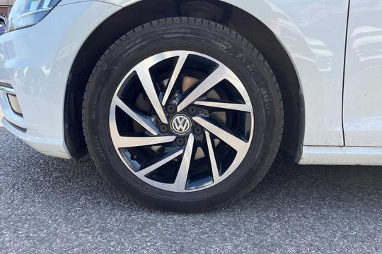 Volkswagen Golf Photo modix-610c7138bb24849d0e4fb1ad08030efb7b5cd233.jpg