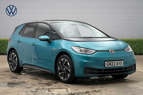Used 2022 Volkswagen ID.3 150kW Family Pro Performance 58kWh 5dr Auto Makena Turquoise at Martins Group