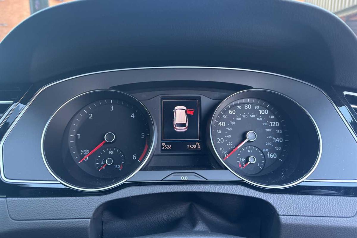 VW TIGUAN PASSAT GOLF ARTEON air conditioning panel LCD touch screen  facelift
