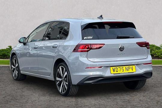 Volkswagen Golf Photo modix-638db4e223526cd84fdf36b1cc2a80959a1ef092.jpg