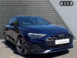 Used 2025 Audi A3 Sportback Black Edition TFSI  150 PS S tronic Navarra blue, metallic