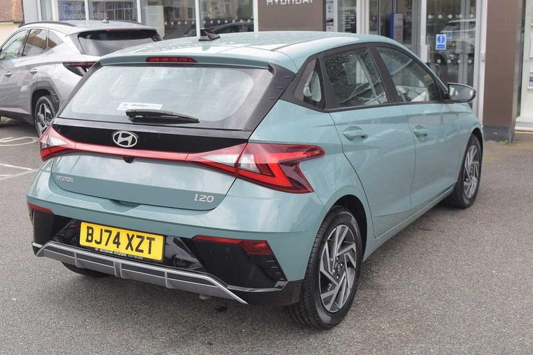 Used Hyundai i20 BJ74XZT 8