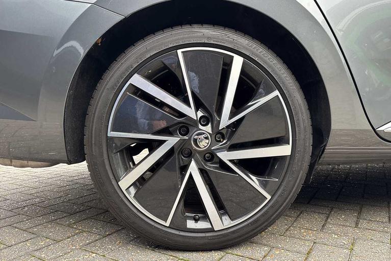 Used Skoda Superb DC73FPJ 5