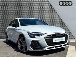 Used 2025 Audi A3 Sportback Black Edition TFSI  150 PS S tronic Glacier white, metallic