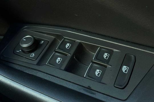 Volkswagen T-roc Photo modix-66527eb17b33927b8523ebf88917dff51de7a6dc.jpg