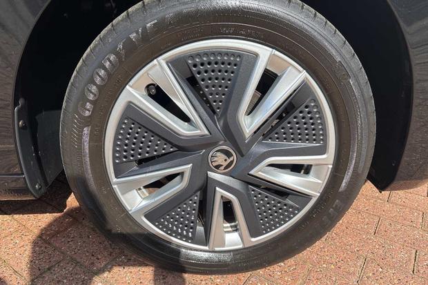 Used Skoda Fabia CV72YXC 5