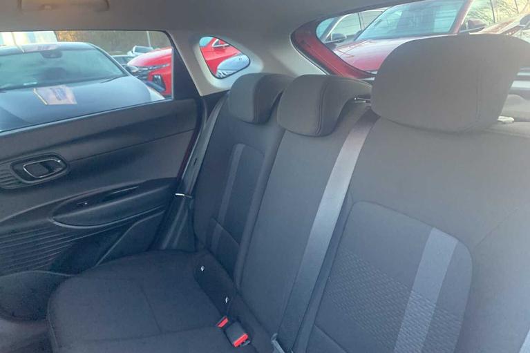 Used Hyundai i20 WU75JZT 9