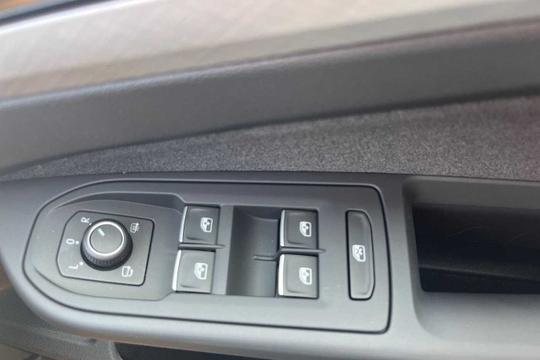 Volkswagen Golf Photo modix-67a7aadddc350846002079fd7daa65d5d79ea3b7.jpg