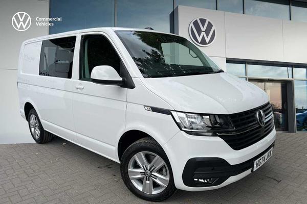 Used 2024 Volkswagen Transporter T32 Kombi Highline SWB 150 PS 2.0 TDI 7sp DSG *Rear View Camera* Candy White at Martins Group