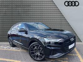 Used 2023 Audi Q8 Black Edition 55 TFSI e quattro 381 PS tiptronic Mythos black, metallic