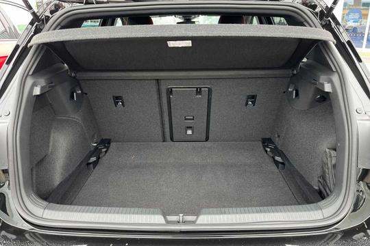Volkswagen Golf Photo modix-69bfffe33f044c2905b7ea2904dd501466d376a1.jpg