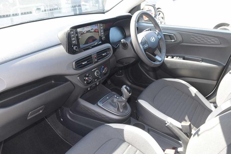 Used Hyundai i10 GX26YFE 12