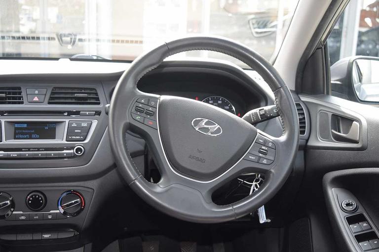 Used Hyundai i20 GX18OPC 18