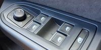 Volkswagen Golf Photo 16
