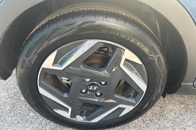 Used Hyundai BAYON WM75UDK 14