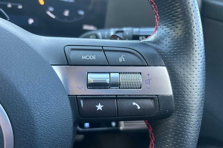 Used Hyundai KONA WP73KZZ 10
