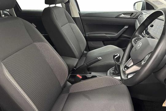 Volkswagen Polo Photo modix-6d8b2702f73f128d17622e918554d7122450ca82.jpg