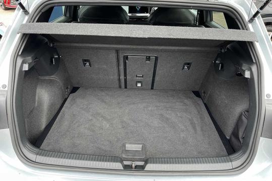Volkswagen Golf Photo modix-6faa4feebd292758bb3a1e7e61087d2e8d111ea8.jpg