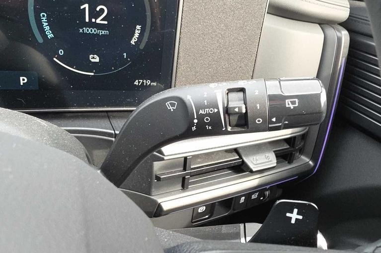 Used Hyundai SANTA FE WV75UGS 18