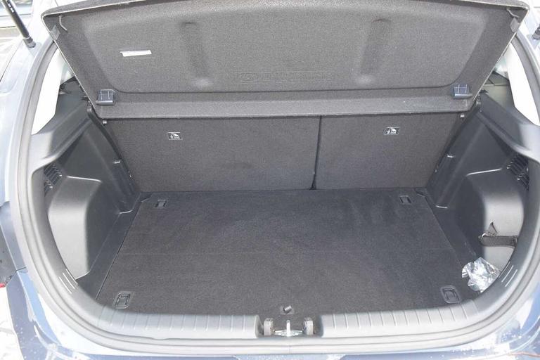 Used Hyundai i20 GV73UED 16