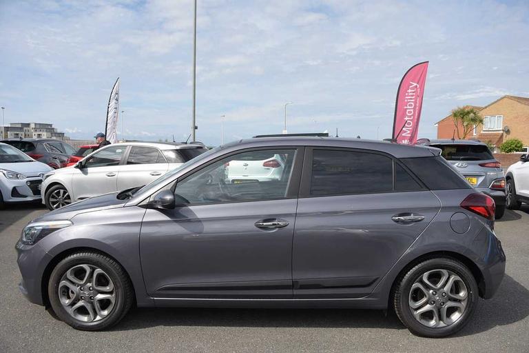 Used Hyundai i20 GU20VZL 16