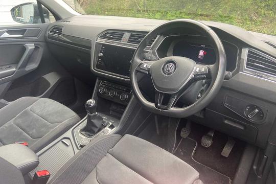 Volkswagen Tiguan Photo modix-72649551bbcf42eaca957b015f9c41ed4488a774.jpg