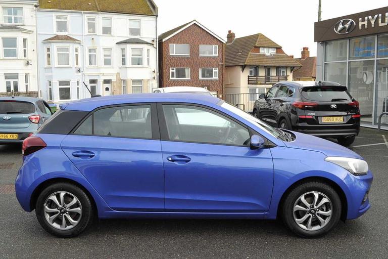Used Hyundai i20 GV68WDR 5