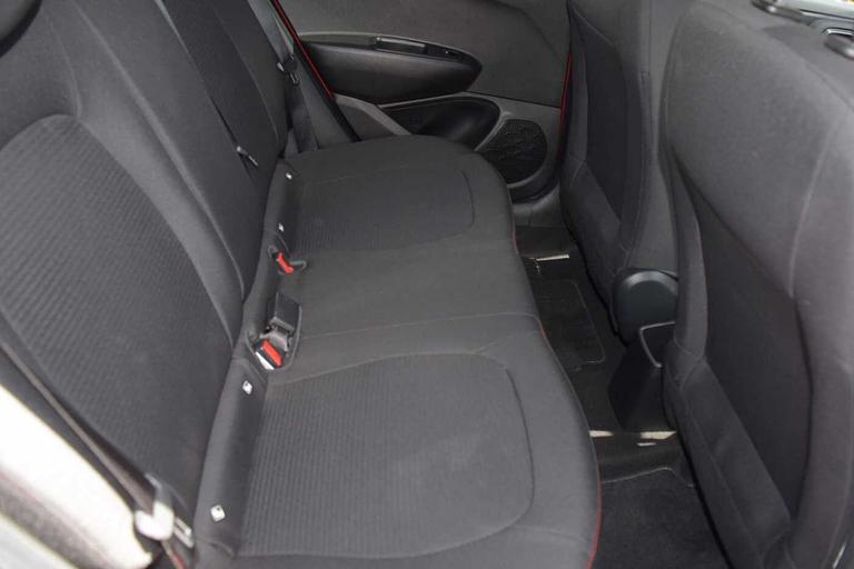 Used Hyundai i10 GV22WCG 17
