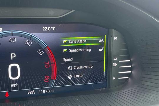 Skoda Scala Photo modix-744d6b920e92138170e60a23deb50347ab2f2940.jpg