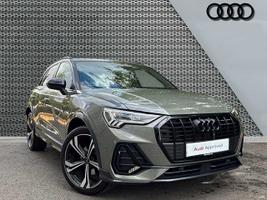 Used 2025 Audi Q3 Black Edition 35 TFSI  150 PS S tronic Chronos grey, metallic