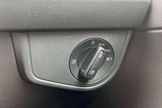 Volkswagen Polo Photo modix-758dab407337108831237d718c0e9f4ebce784f8.jpg