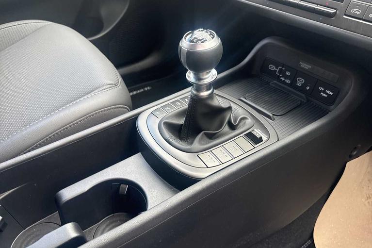 Used Hyundai KONA WR26OSD 8