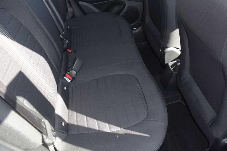 Used Hyundai i10 DS74GOH 16