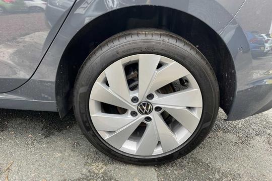 Volkswagen Golf Photo modix-765907750abfc688fe0c64b92feef4581ff36aca.jpg